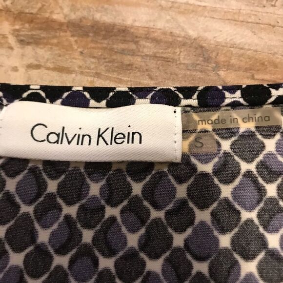 Calvin Klein - NWOT! Sleeveless Blouse (S) - Picture 3 of 4